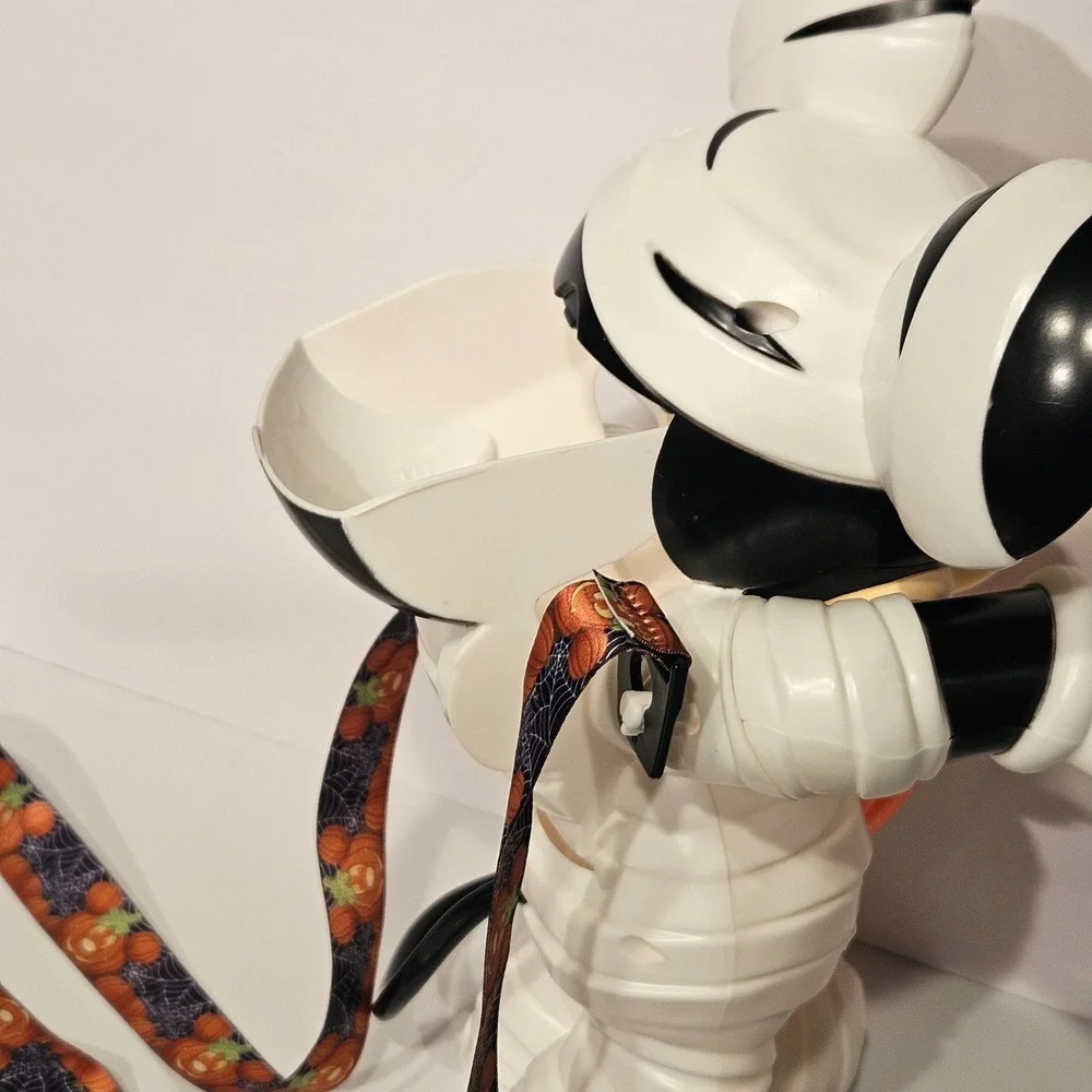 Disney Popcorn Bucket Mickey Mouse Mummy White Halloween Pumpkin Lanyard 2023